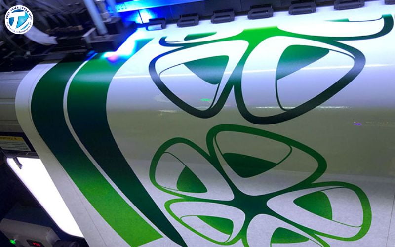 In UV trên decal